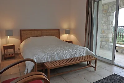 Ferienhaus mit Aussicht und privatem Pool