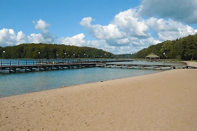 Komfortables Ferienhaus am See, Insko