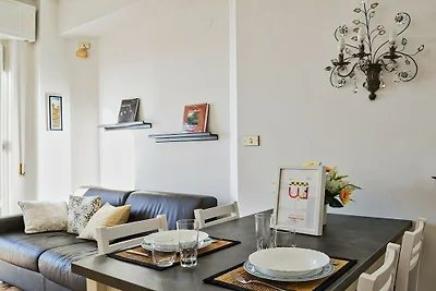 Wohnung in Genova mit Balkon und Parken