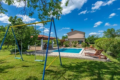 Ferienhaus in Trget mit Schwimmbecken