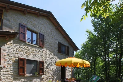 Landhaus mit Pool auf 700 Meter