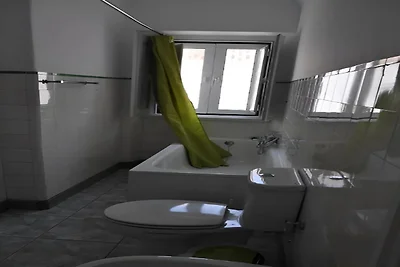 Wohnung in der Nähe des römischen Tempels