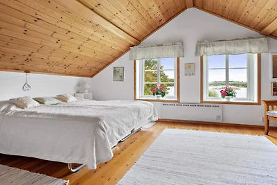 Ferienhaus am Meer mit Balkon und Grill