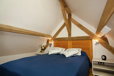 Chalet in malerischem mittelalterlichem Dorf