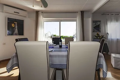 Mooi appartement op slechts 50 m van het...