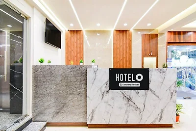 Super Townhouse Kaikhali vicino all'aeroporto