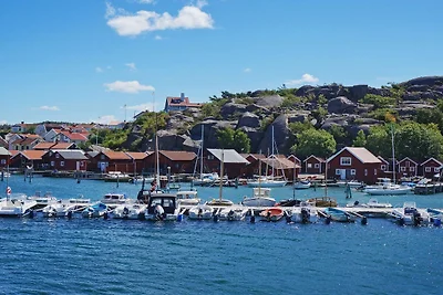 Acogedora cabaña cerca del lago y el mar
