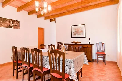 Haus in Campos mit Pool und Gartenblick