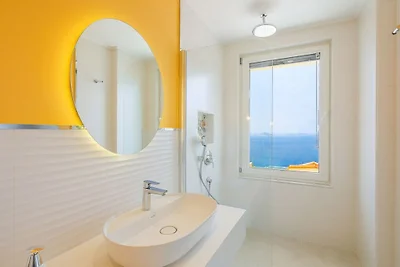 Villa in Kalkan mit Schwimmbecken