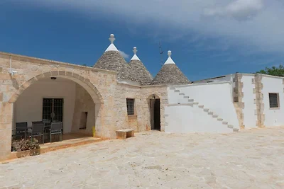 Trullo Terra di mezzo con piscina, Martina...