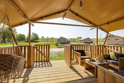 Glamping tent op aan het IJsselmeer