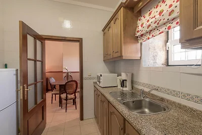 Ruhiges Ferienhaus mit Pool in Vila Flor...