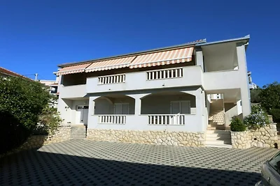 One-Bedroom Apartment With Terrace (A2)