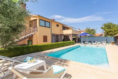Villa a Marčana con piscina