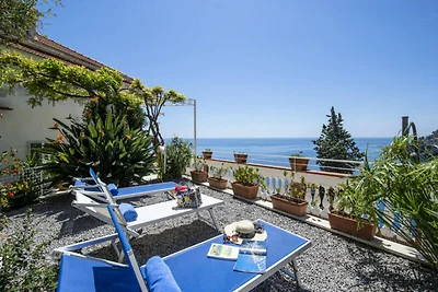 Villa in Ravello mit Pool und Meerblick