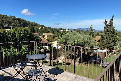 Pittoresca villa con piscina