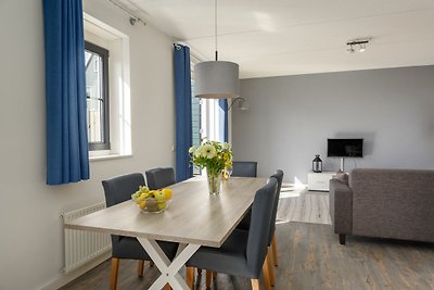 Neu gestaltete Wohnung am Markermeer