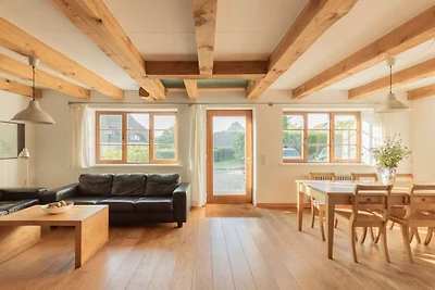 Ferienwohnung mit 2 Schlafzimmer