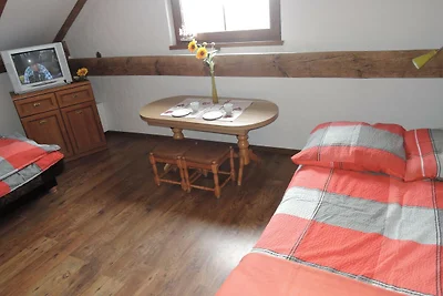Twee-onder-een-kap woning, Ledzin