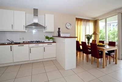 Stilvolle Villa am See