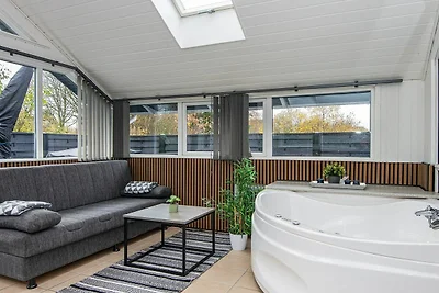 6 Personen Ferienhaus in Hovborg-By Traum