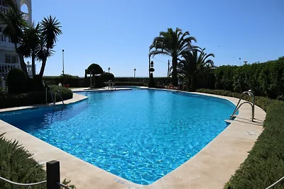 Wohnung in Nerja mit Meerblick & Pool