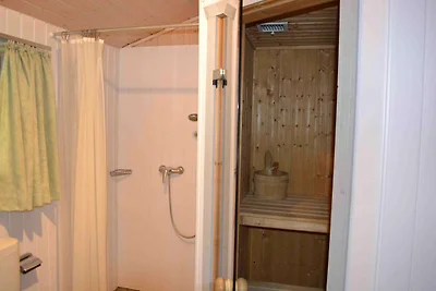 Ferienhaus mit Sauna im Ferienpark Mirow
