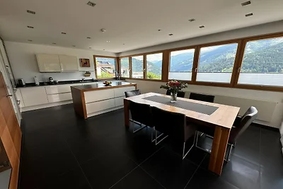 Villa in Tirol mit Pool