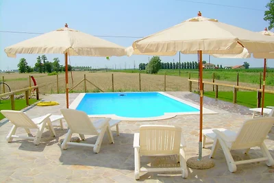 Accogliente casa vacanze con piscina