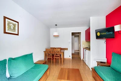 Wohnung in Lougratte nahe Pool & See