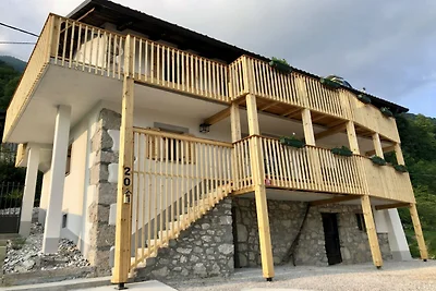 PLAVICA with cozy terrace 1000m from the bath...