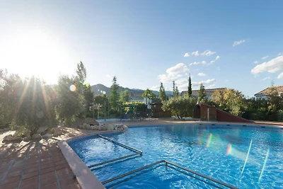 Bungalow a Pozo Alcón con piscina in comune