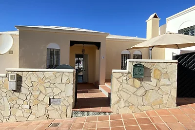 Villa a Nerja con piscina e vicino alla...