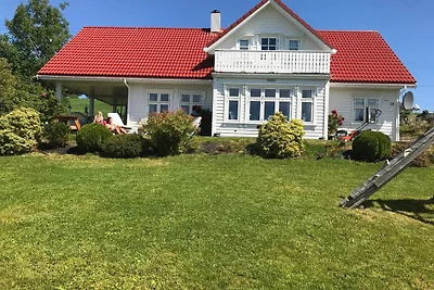 6 Personen Ferienhaus in Sæbøvik