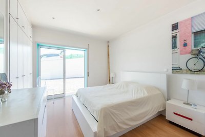 Uriges Ferienhaus in Braga mit Swimmingpool