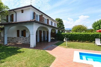 Villa mit 3 Schlafzimmer