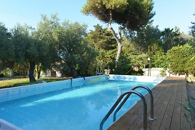 Ferienhaus mit privatem Pool in Fanusa