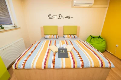 Elegant and Stylish Retreat Apartments with T...