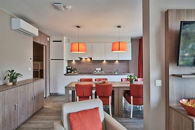 Modernes Appartement mit zwei Badezimmern in ...
