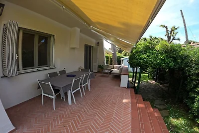 Villa in Tirrenia Pisa met Wifi