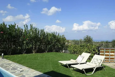 Ferienhaus, Kyrianna