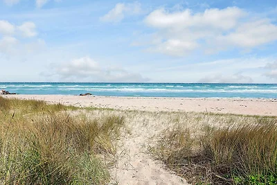 Strandschonheit in Hasmark -- By Traum...