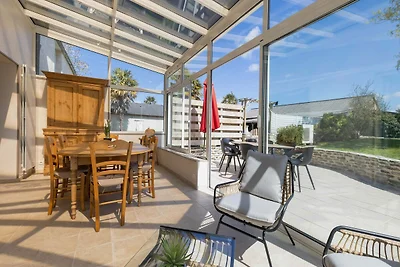 Casa a Montaigu La Brisette con giardino