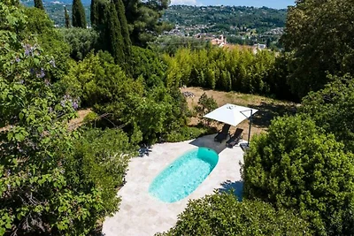Cottage a Grasse con Piscina e Terrazza