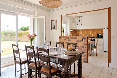 Haus in Penmarch in der Nähe des Strandes von...