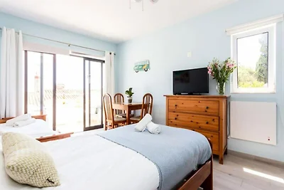 Apartment in Luz mit Balkon und Meerblick