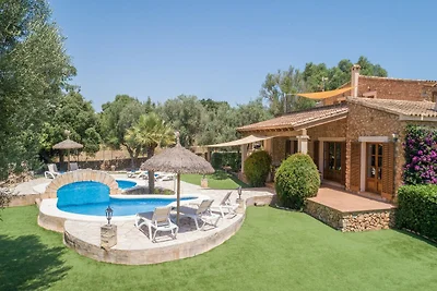 Villa a Sant Llorenç Des Cardassar