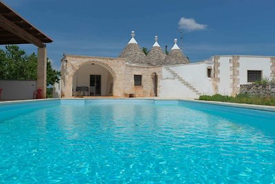 Trullo Terra di mezzo met zwembad, Martina...