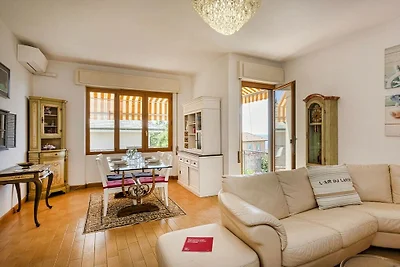 Comfy Giovo Home