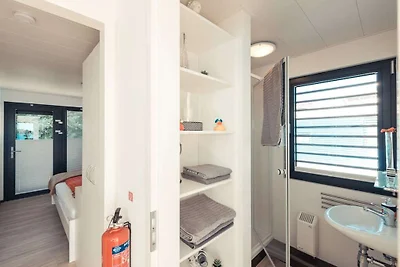 Hausboot in Xanten mit Schwimmbecken